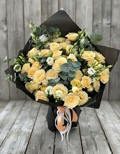 Букет цветов из:  Розы и Лизиантусы #REPLACE_PRED# Нижнекабанской