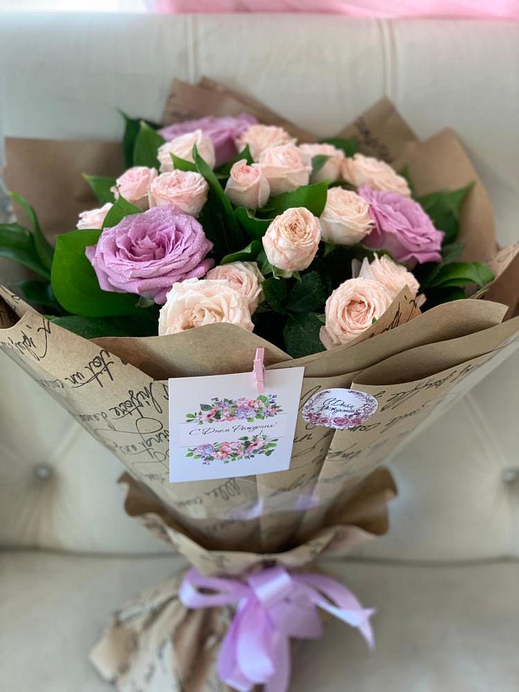 Букет цветов из: Розы в Нижнекабанской