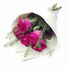 Букет цветов из:  Розы в Нижнекабанской