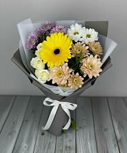 Букет цветов из:  Розы, Герберы и Хризантемы в Нижнекабанской