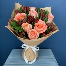 Букет цветов из:  Розы и Альстромерии в Нижнекабанской
