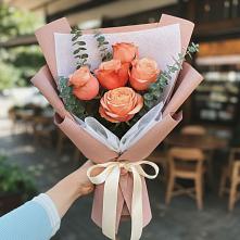 Букет цветов из:  Розы в Нижнекабанской