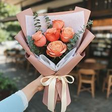 Букет цветов из:  Розы в Нижнекабанской