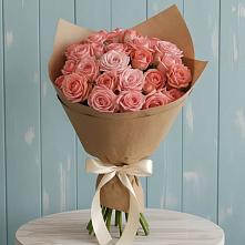 Букет цветов из:  Розы в Нижнекабанской
