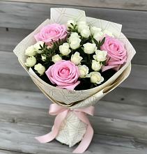 Букет цветов из:  Розы в Нижнекабанской