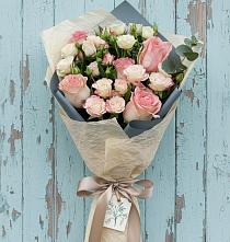 Букет цветов из:  Розы в Нижнекабанской