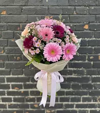 Букет цветов из:  Герберы и Хризантемы в Нижнекабанской