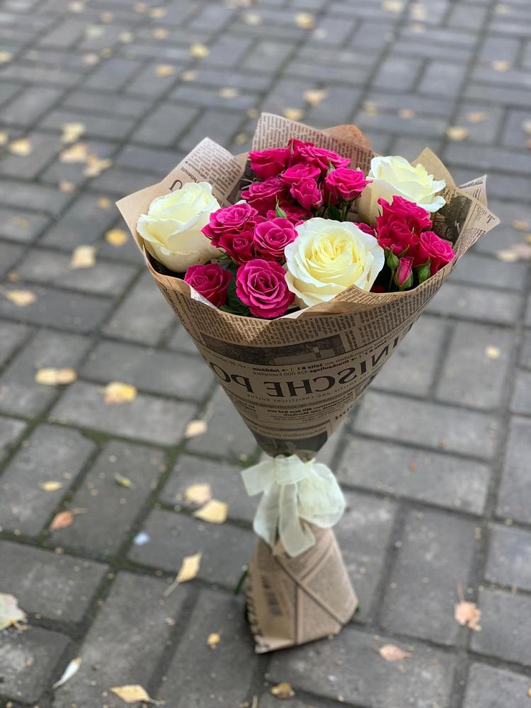 Букет цветов из: Розы в Нижнекабанской