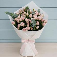 Букет цветов из:  Розы в Нижнекабанской