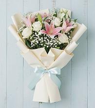 Букет цветов из:  Лилии в Нижнекабанской