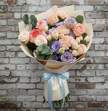 Букет цветов из:  Розы, Лизиантусы и Гвоздики в Нижнекабанской