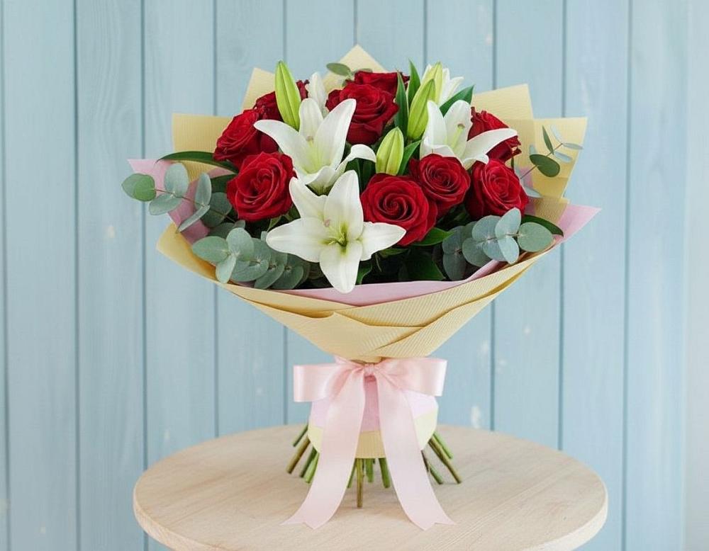 Букет цветов из: Лилии и Розы в Нижнекабанской